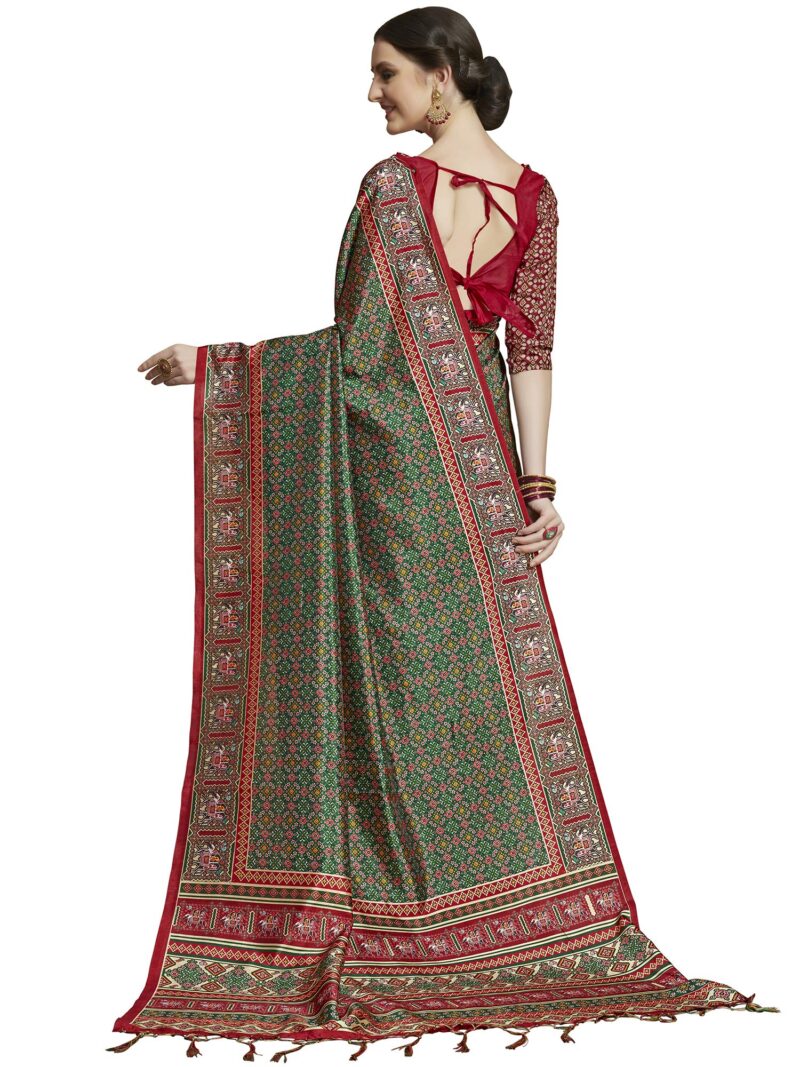 AKHILAM Women's silk blend Saree with Unstitched Blouse Piece (Free size_Green_RJWDP5303) - Image 5